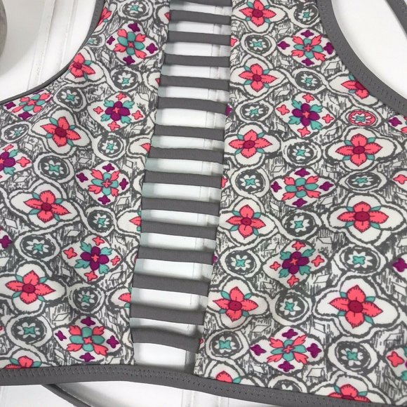 Altar'd State Gray & Teal Cross Strap Bikini Top L - Picture 2 of 6